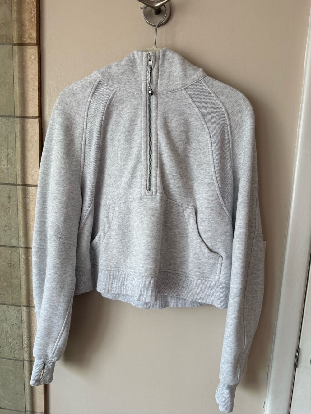 Lululemon Light Gray Half-Zip Women's scuba Pullover hoodie sweatshirt size 2